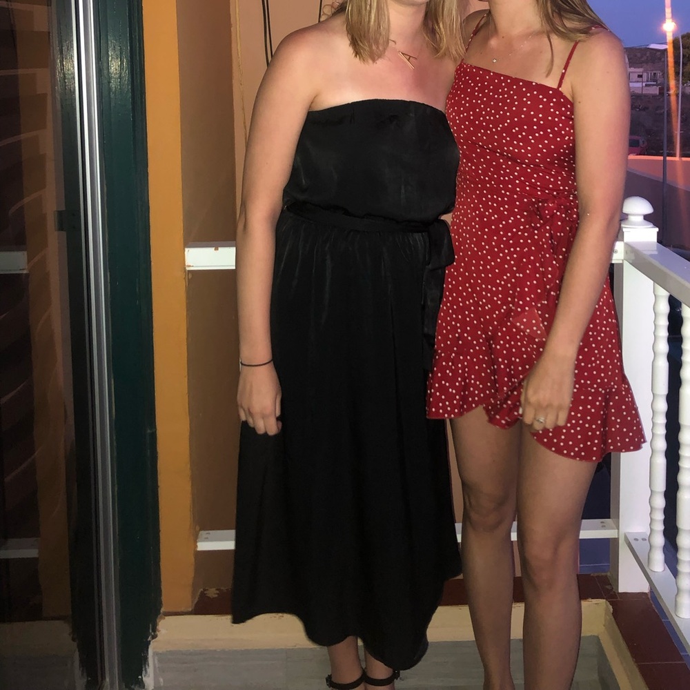 Black midi dress